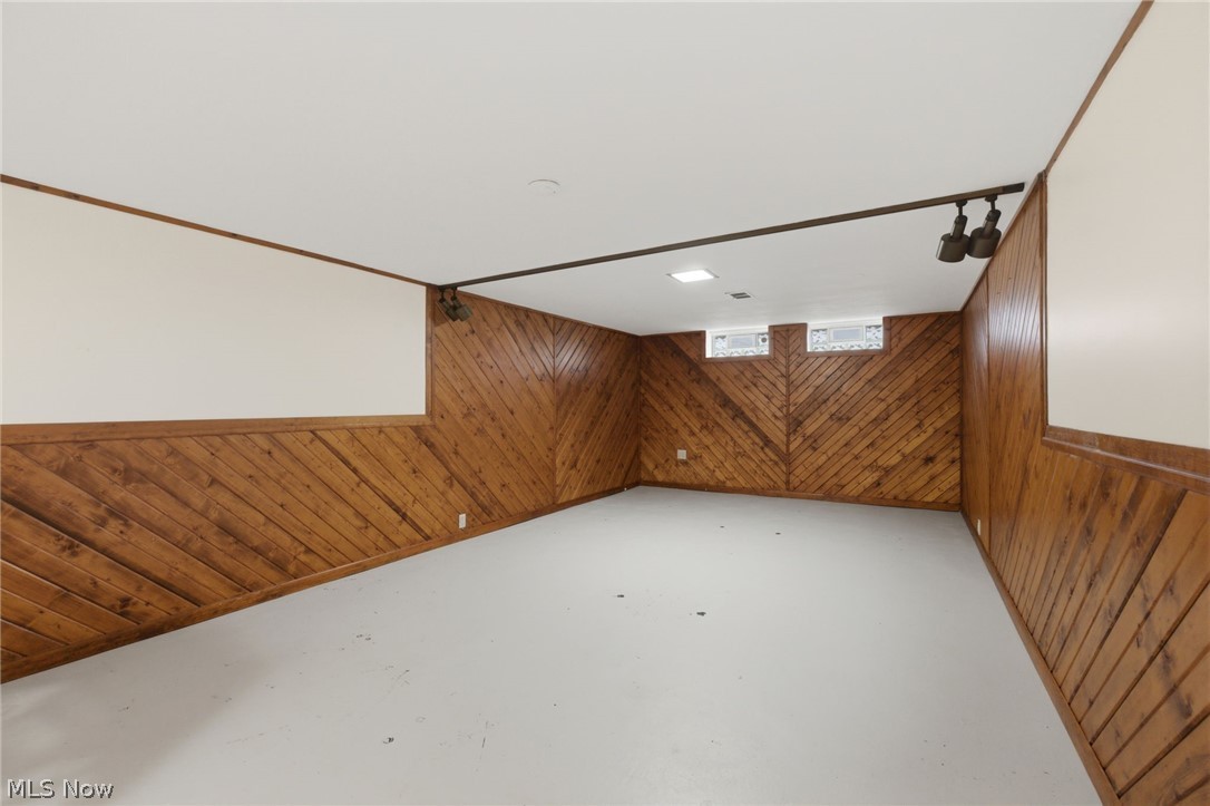 S H Kleinman Realty Cos Briar - Residential