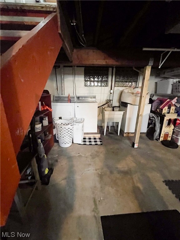 Lyon Park Sec 04 - Residential