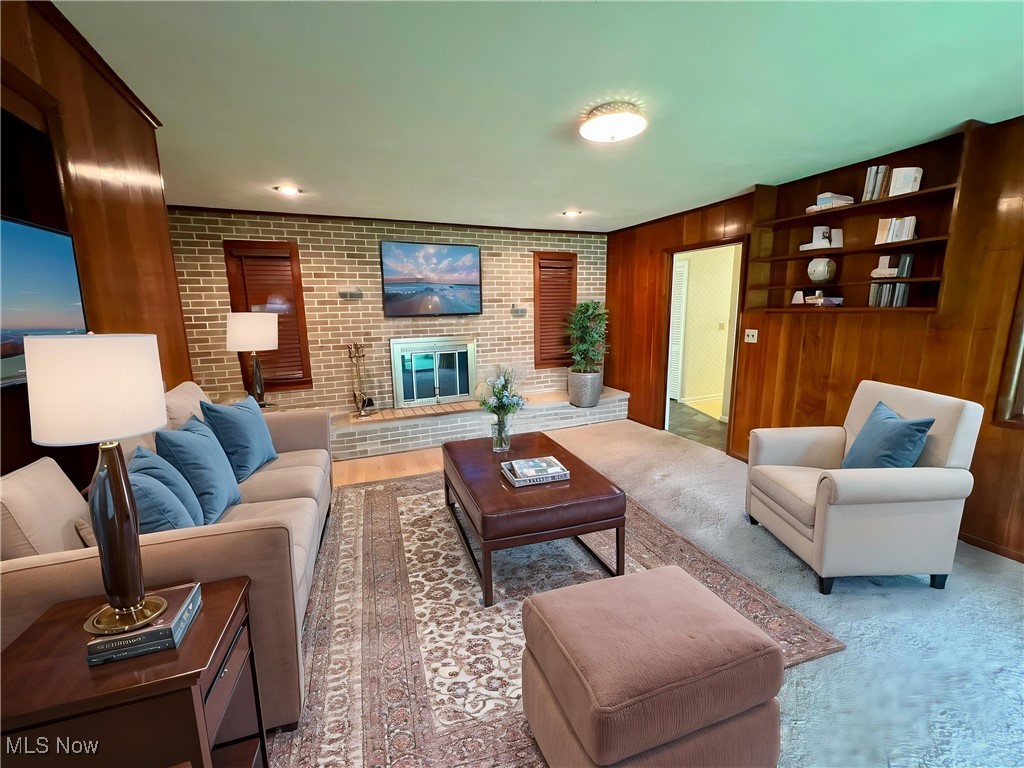 2745 W Skyline Drive, Lorain, Ohio image 8