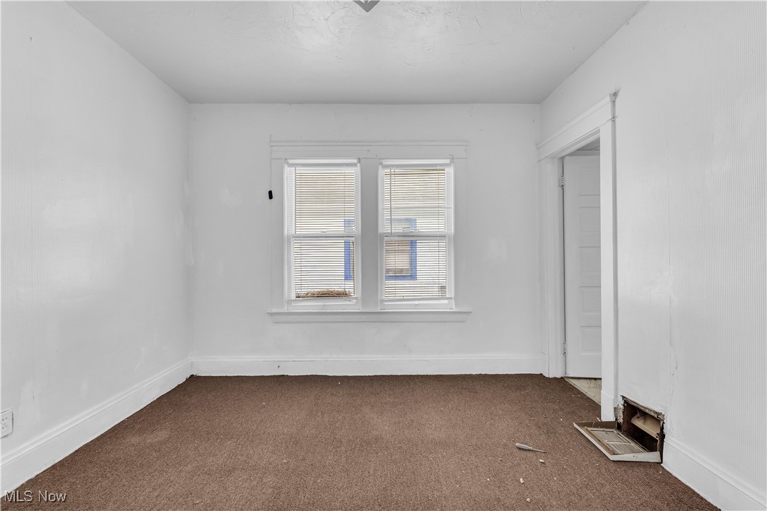 Walworth Realty Co - Residential Income