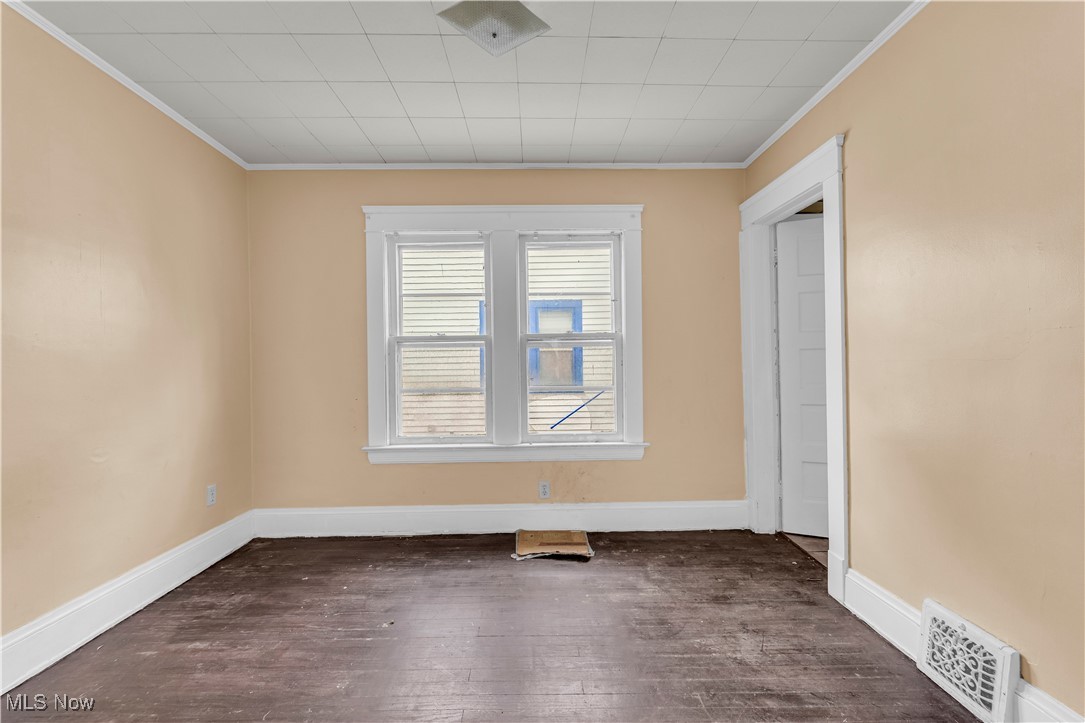 Walworth Realty Co - Residential Income