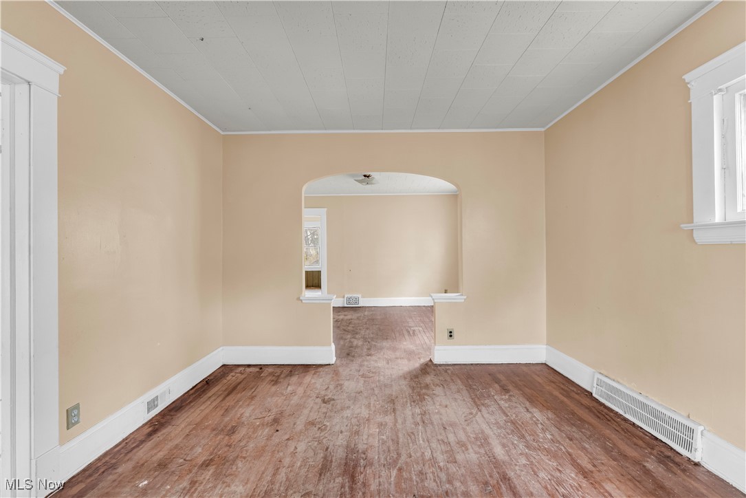 Walworth Realty Co - Residential Income