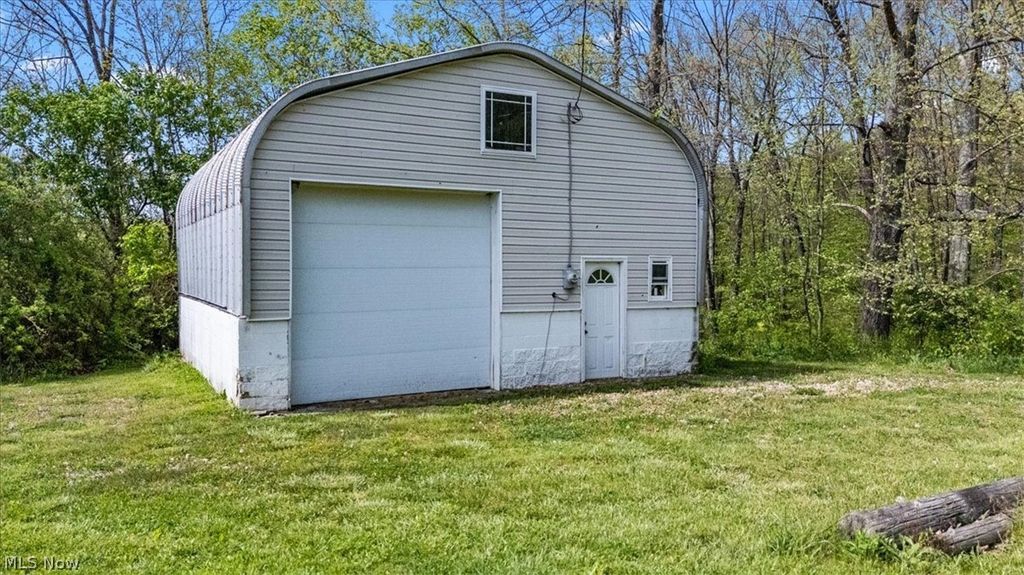 Photo of 3667 Sunset Drive, Zanesville, OH 43701 (MLS # 5205847)