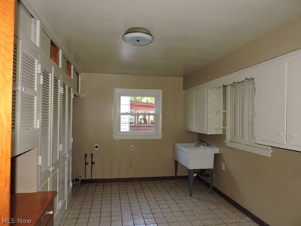 Belmont Realty Co 02 - Residential