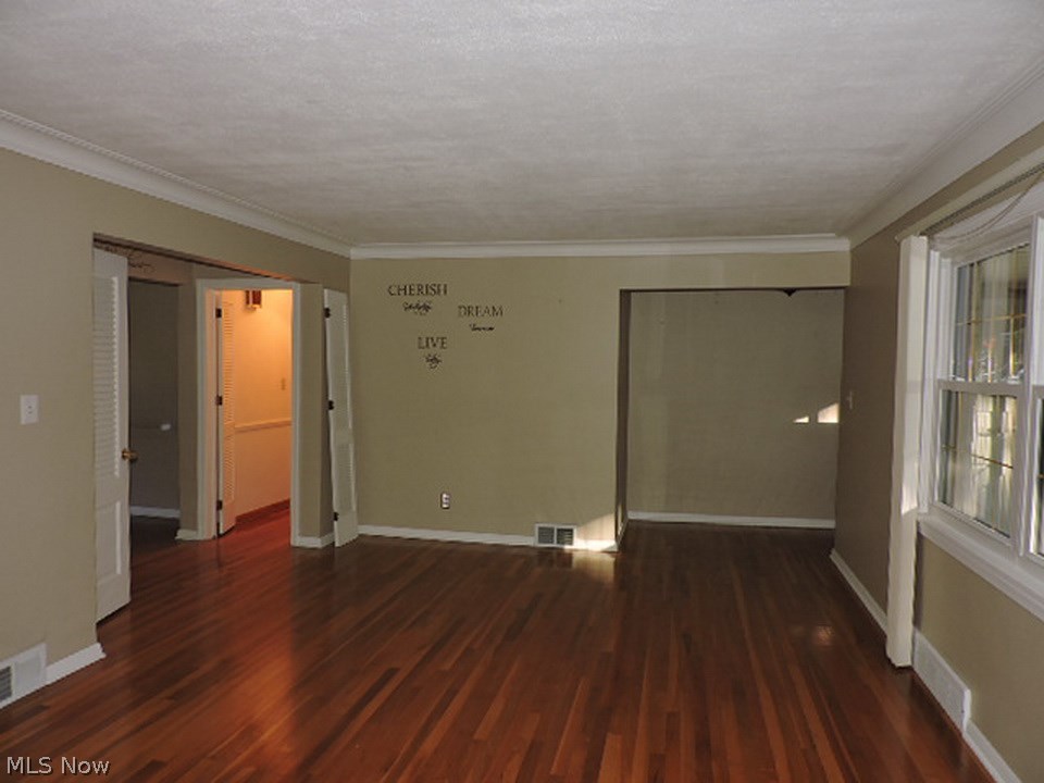 Belmont Realty Co 02 - Residential