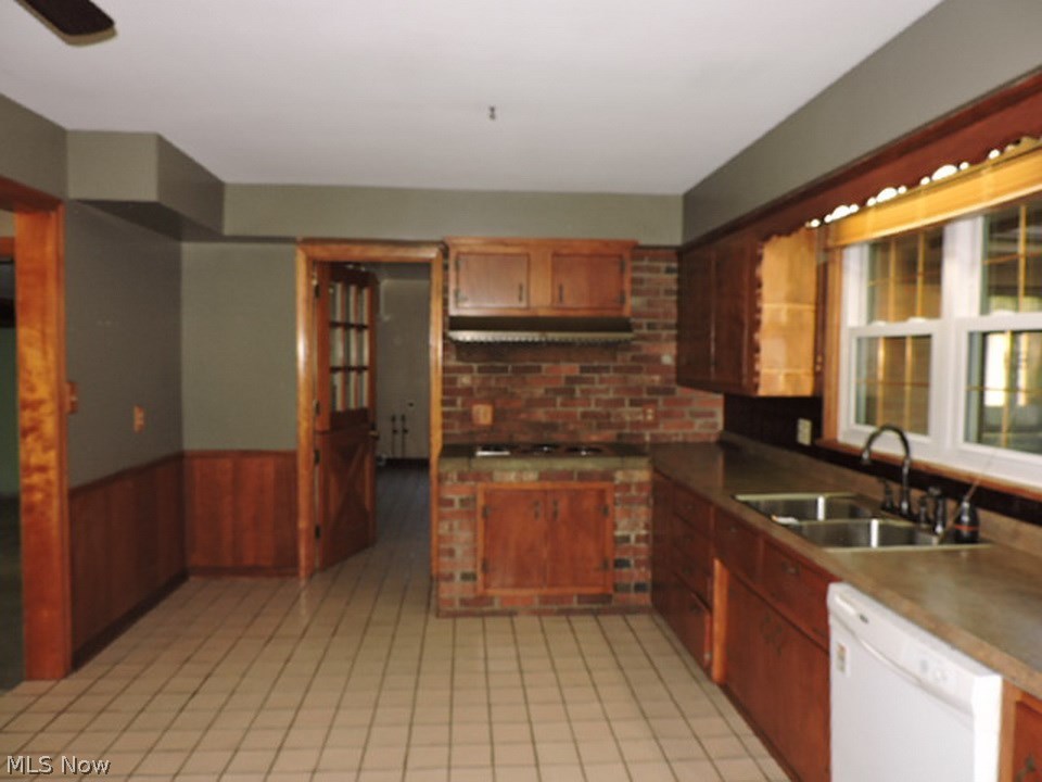 Belmont Realty Co 02 - Residential