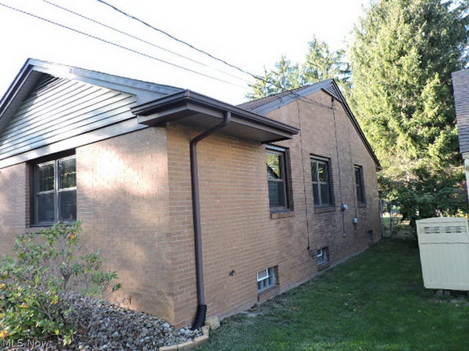 Belmont Realty Co 02 - Residential