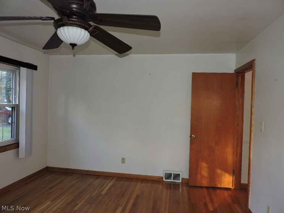 Belmont Realty Co 02 - Residential