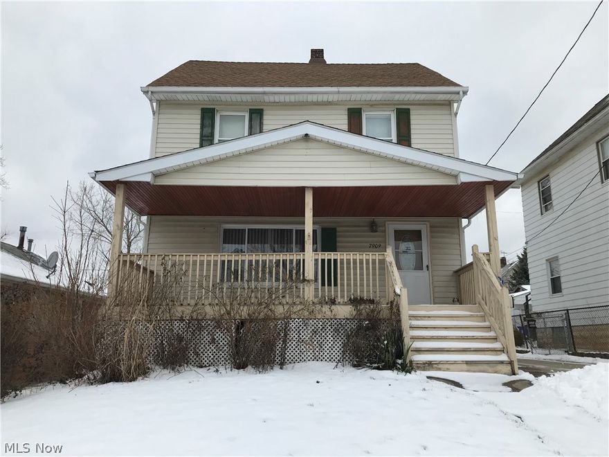 Great rental potential or starter home. Property has large open rooms and a great layout. Easy to show. Great value!

2 bedrooms upstairs were opened up into a very large 1 bedroom