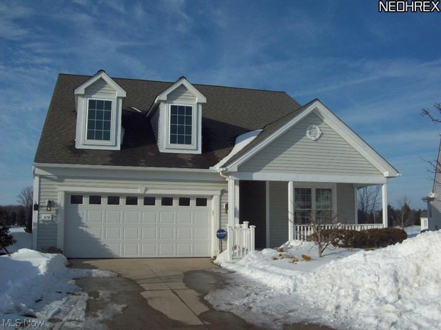 Updates Galore!  Well maintained home that sits on a cul-de-sac. Features a morning room that overlooks a pond with a fountain.  Plenty of space for entertaining and lots of storage.  The master bathroom has a spa tub and shower with a double sink.  The eat in kitchen has a bay window.  All appliances stay!