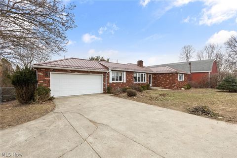Tiny photo for 70828 Crescent Road, St Clairsville, OH 43950 (MLS # 5190603)