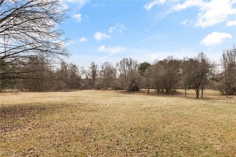 Tiny photo for 70828 Crescent Road, St Clairsville, OH 43950 (MLS # 5190603)