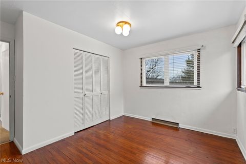 Tiny photo for 70828 Crescent Road, St Clairsville, OH 43950 (MLS # 5190603)