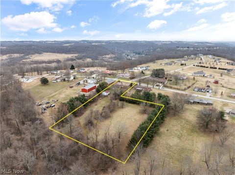 Tiny photo for 70828 Crescent Road, St Clairsville, OH 43950 (MLS # 5190603)
