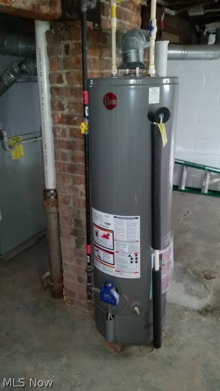 Chas & John Henritzes - Residential