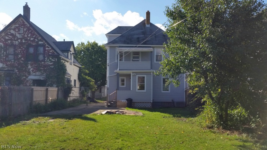 Chas & John Henritzes - Residential