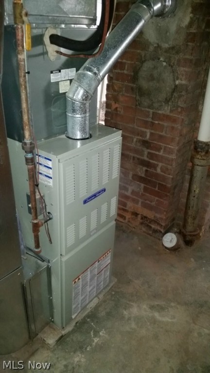 Chas & John Henritzes - Residential