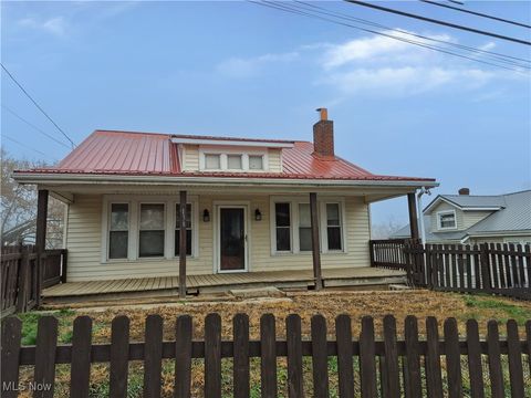 Homes For Sale - 138 Steubenville Street<br/> Bloomingdale, OH 43910