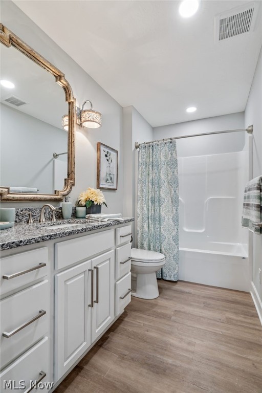 Hawks Nest Crossing Condominiums - Residential