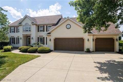 Photo for 302 Brookpoint Circle