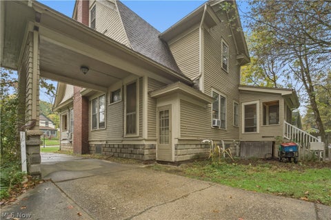 Tiny photo for 714 N Chestnut Street, Ravenna, OH 44266 (MLS # 5255839)