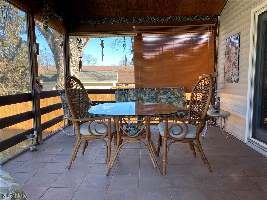 Warner - Residential