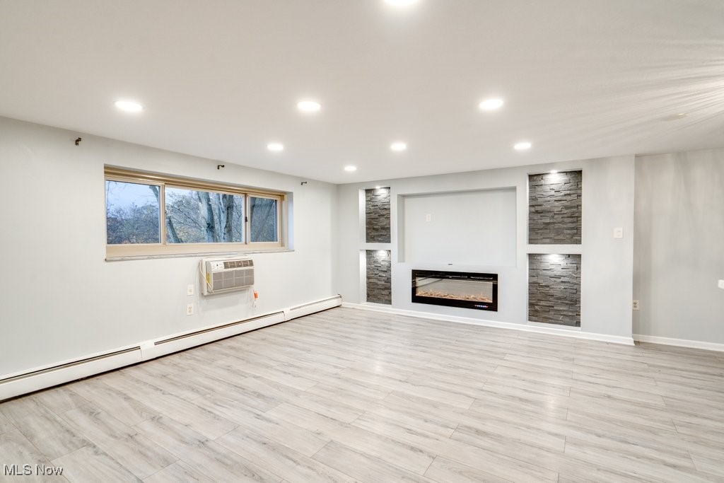 Parkview Common Condo - Residential