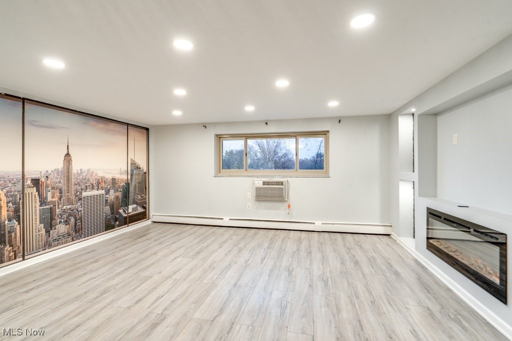 Parkview Common Condo - Residential