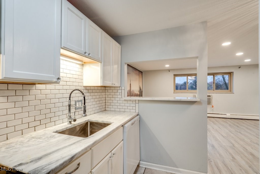 Parkview Common Condo - Residential