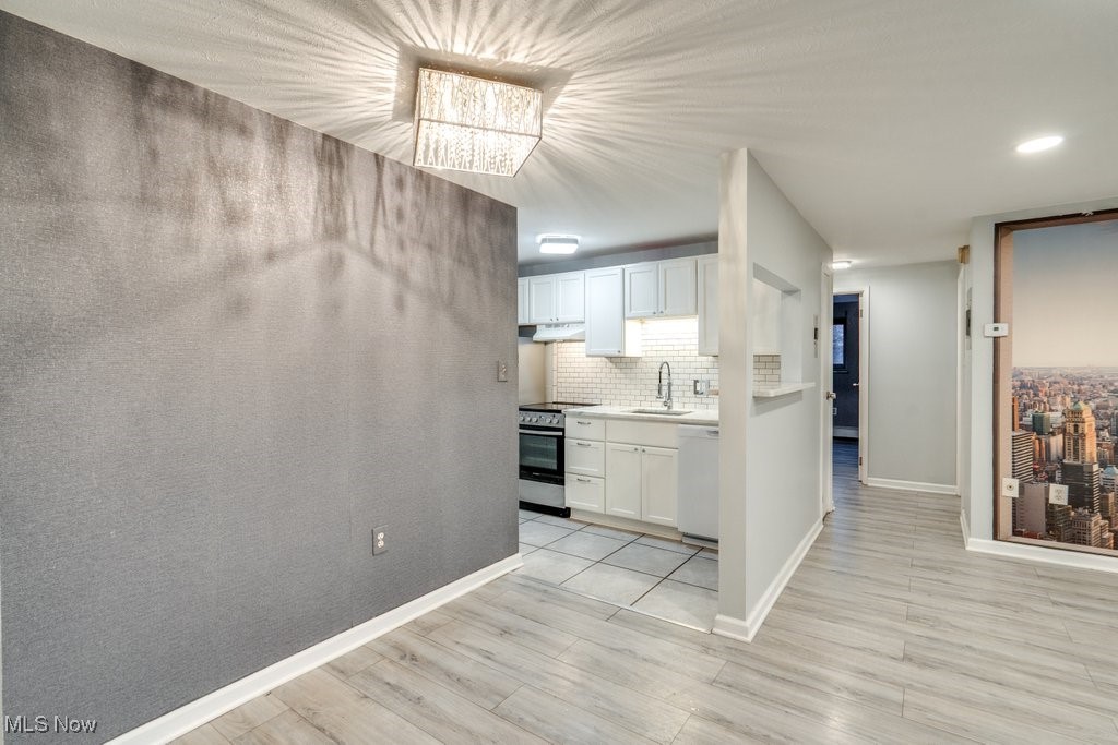 Parkview Common Condo - Residential