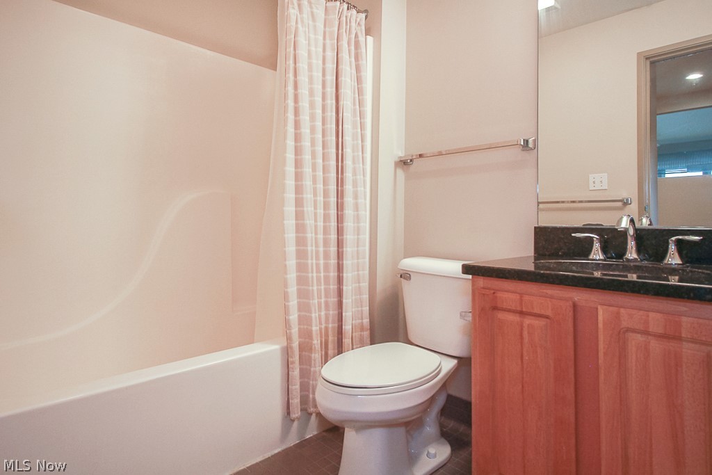 Fries & Schuele Condo - Residential Lease