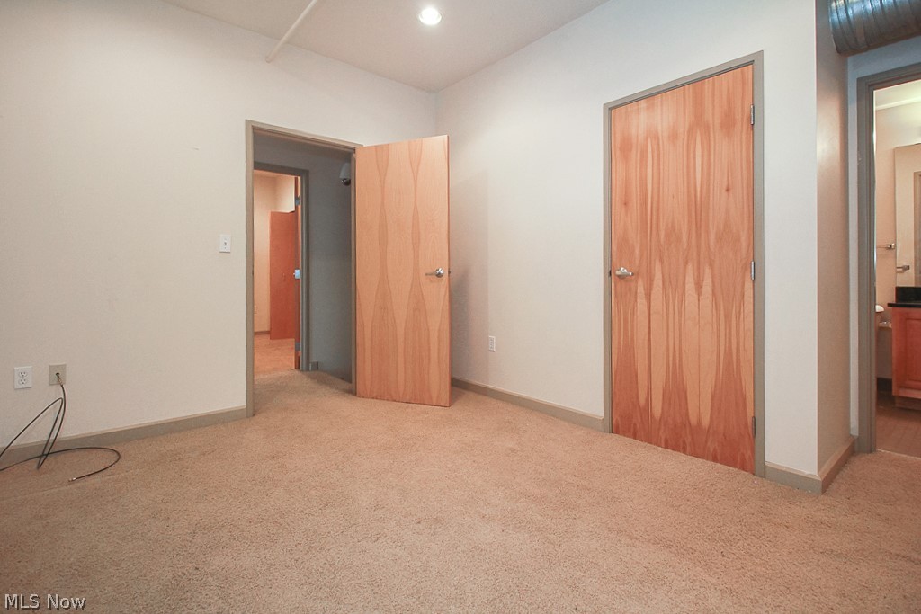 Fries & Schuele Condo - Residential Lease