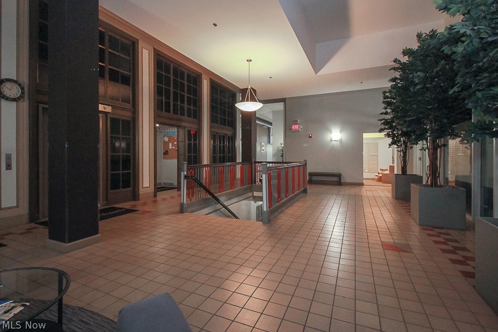 Fries & Schuele Condo - Residential Lease