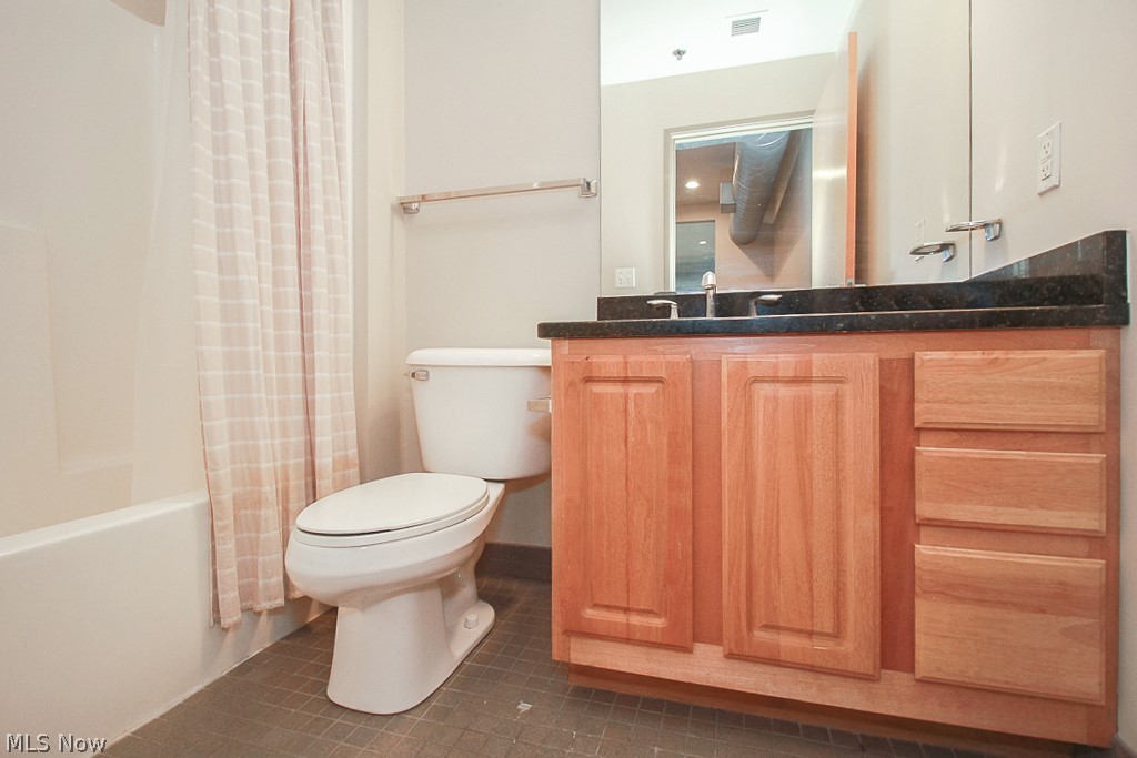 Fries & Schuele Condo - Residential Lease