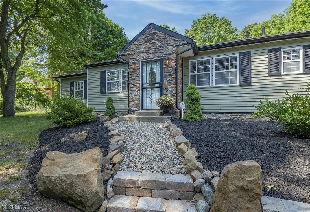 Rex Lake View - Residential