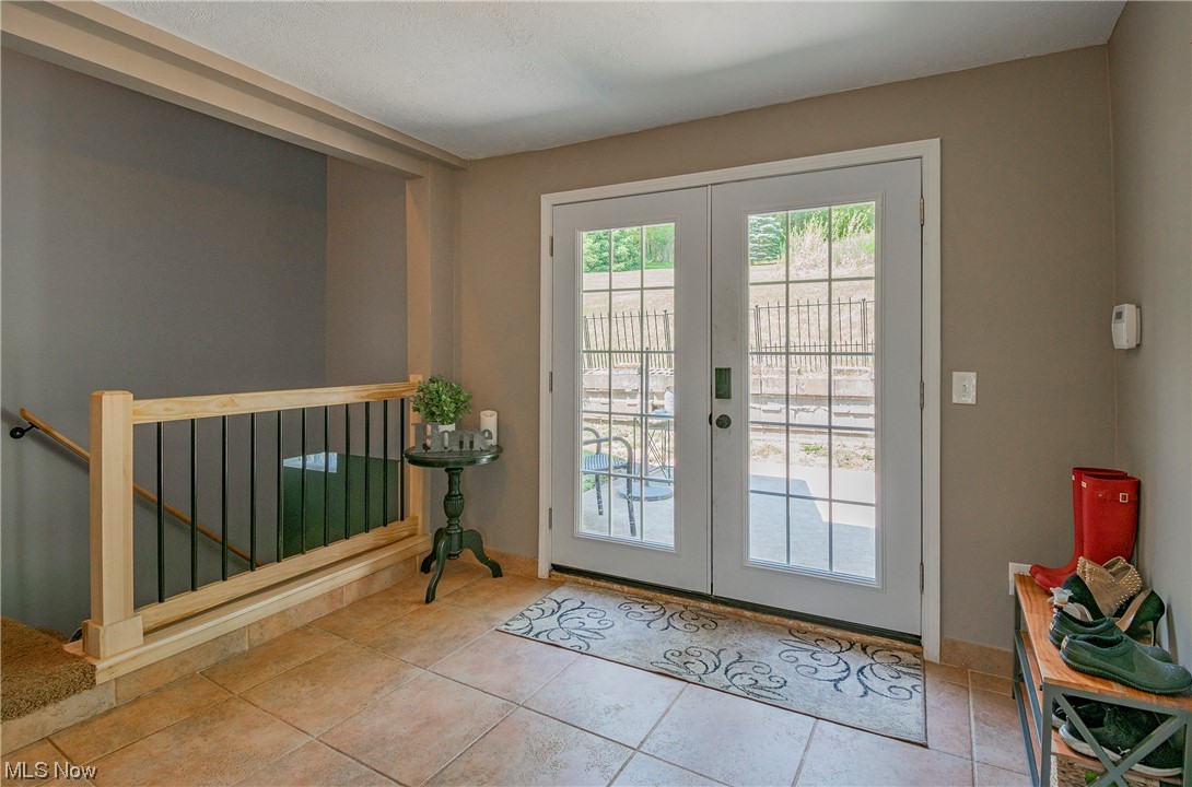 Rex Lake View - Residential