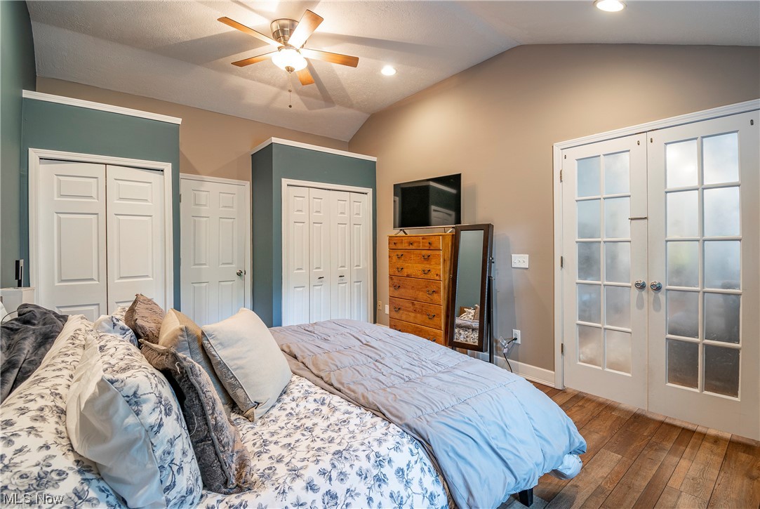 Rex Lake View - Residential