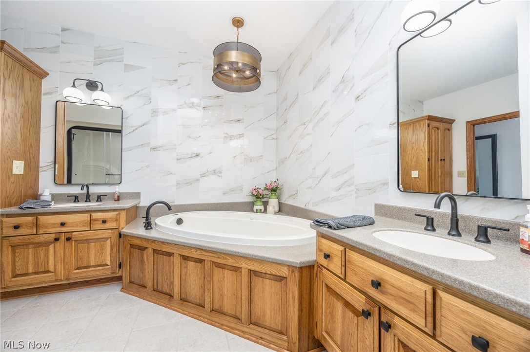 Eagles Nest Condo - Residential