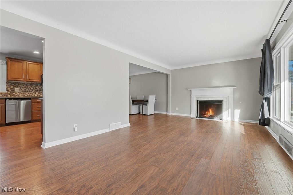 Photo of 1268 Brainard Road, Lyndhurst, OH 44124 (MLS # 5176220)