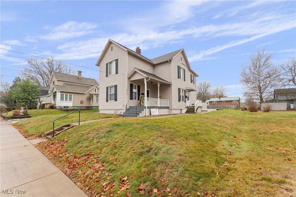 Photo of 2117 Miller Avenue, Alliance, OH 44601 (MLS # 5179120)