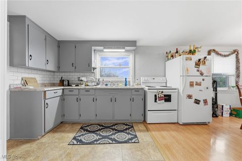 Tiny photo for 2117 Miller Avenue, Alliance, OH 44601 (MLS # 5179120)