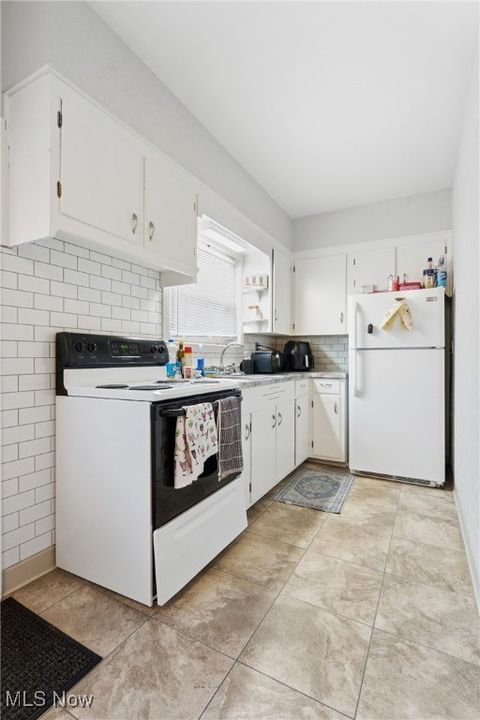 Tiny photo for 2117 Miller Avenue, Alliance, OH 44601 (MLS # 5179120)