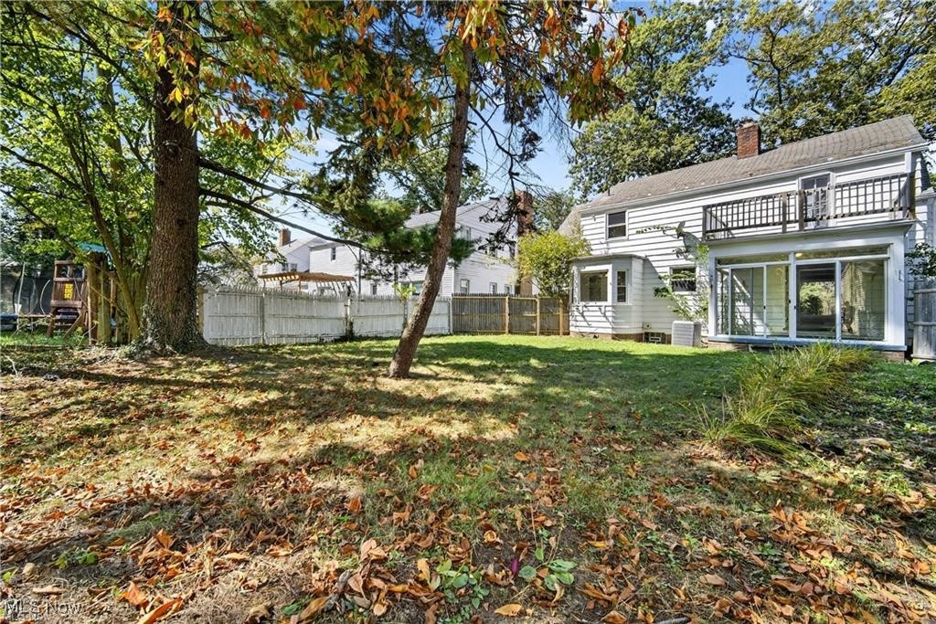 University Heights, Ohio 44118, United States, 3 Bedrooms Bedrooms, ,2 BathroomsBathrooms,Residential,Active,213678