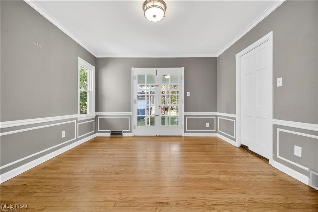 University Heights, Ohio 44118, United States, 3 Bedrooms Bedrooms, ,2 BathroomsBathrooms,Residential,Active,213678