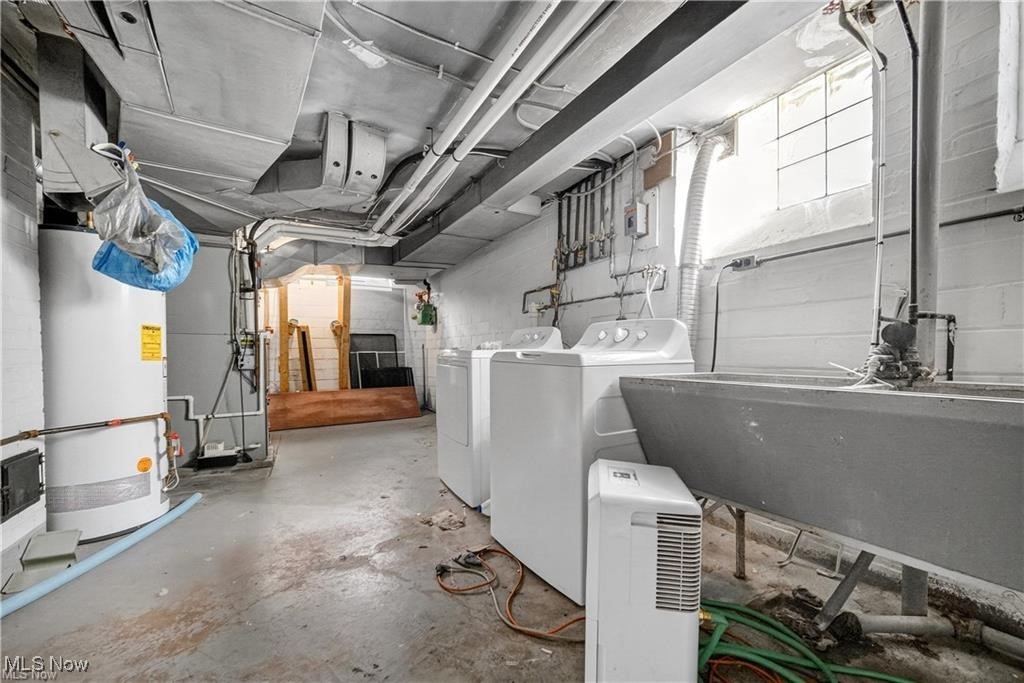 University Heights, Ohio 44118, United States, 3 Bedrooms Bedrooms, ,2 BathroomsBathrooms,Residential,Active,213678