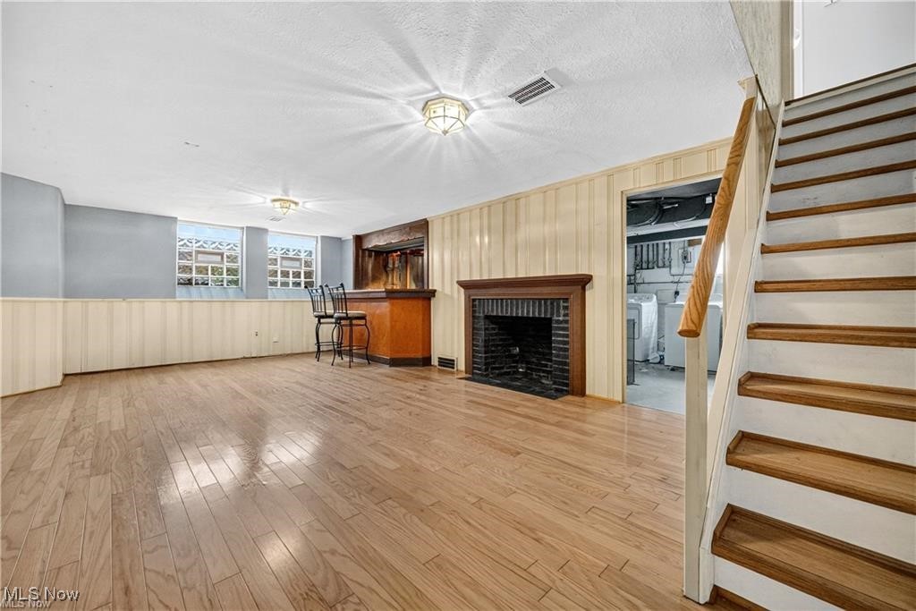 University Heights, Ohio 44118, United States, 3 Bedrooms Bedrooms, ,2 BathroomsBathrooms,Residential,Active,213678