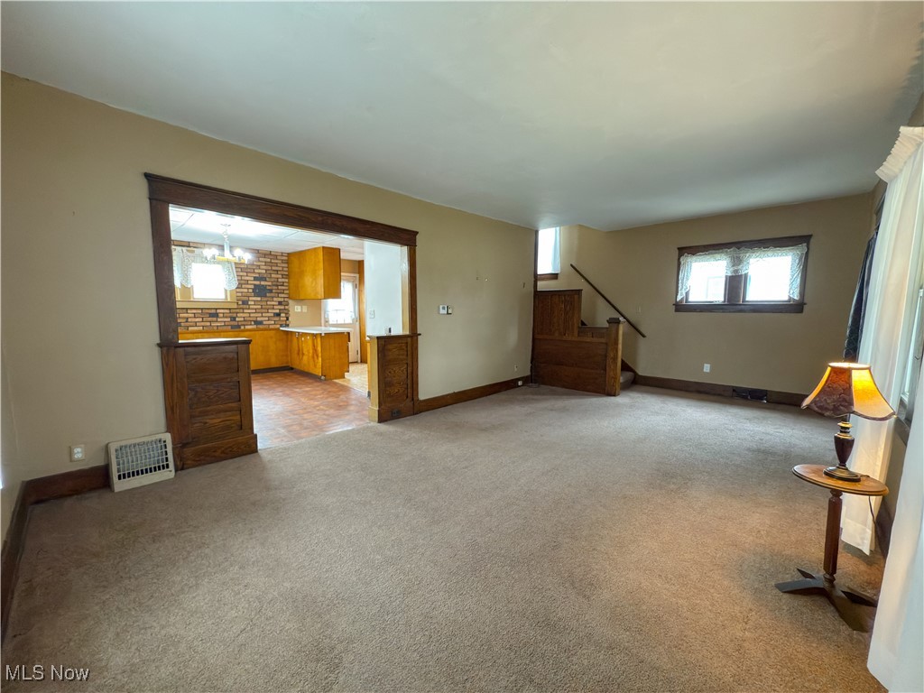 111 Akers Avenue, Akron, Ohio image 5