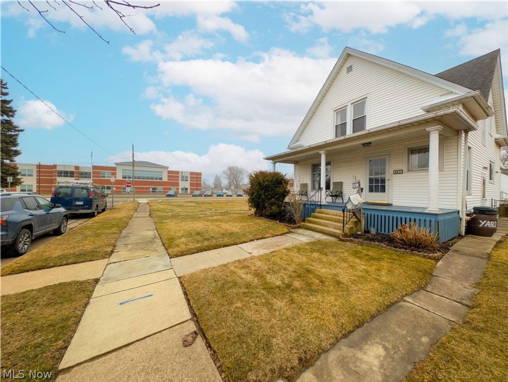 Photo of 1130 Fourth Street, Sandusky, OH 44870 (MLS # 5191102)