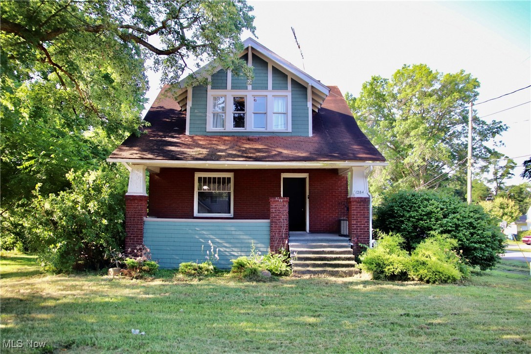 Welcome to 1284 Norton Avenue! This charming house has 3- bedrooms, 1.5 - bathrooms and is located close to downtown Norton. As you walk in on the first floor you will find a large living room with beautiful hardwood floors, a formal dining room with a built in cabinet, a half bath and a kitchen. On the second floor you will find the 3 bedrooms, a full bathroom with a tub and an additional built in cabinet in then hallway. The basement has the potential to be finished, offers plenty of storage area and has access to the back yard. Don't miss out! Schedule your private showing today!