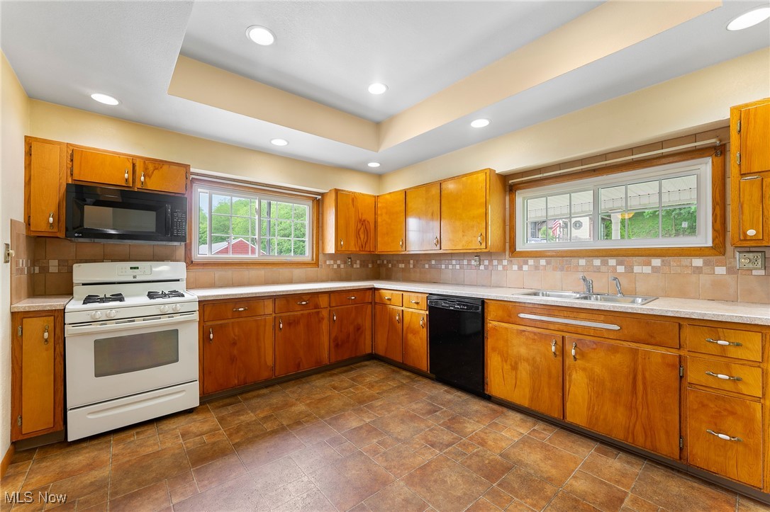 244 Youngstown Lowellville Road, Lowellville, Ohio image 3